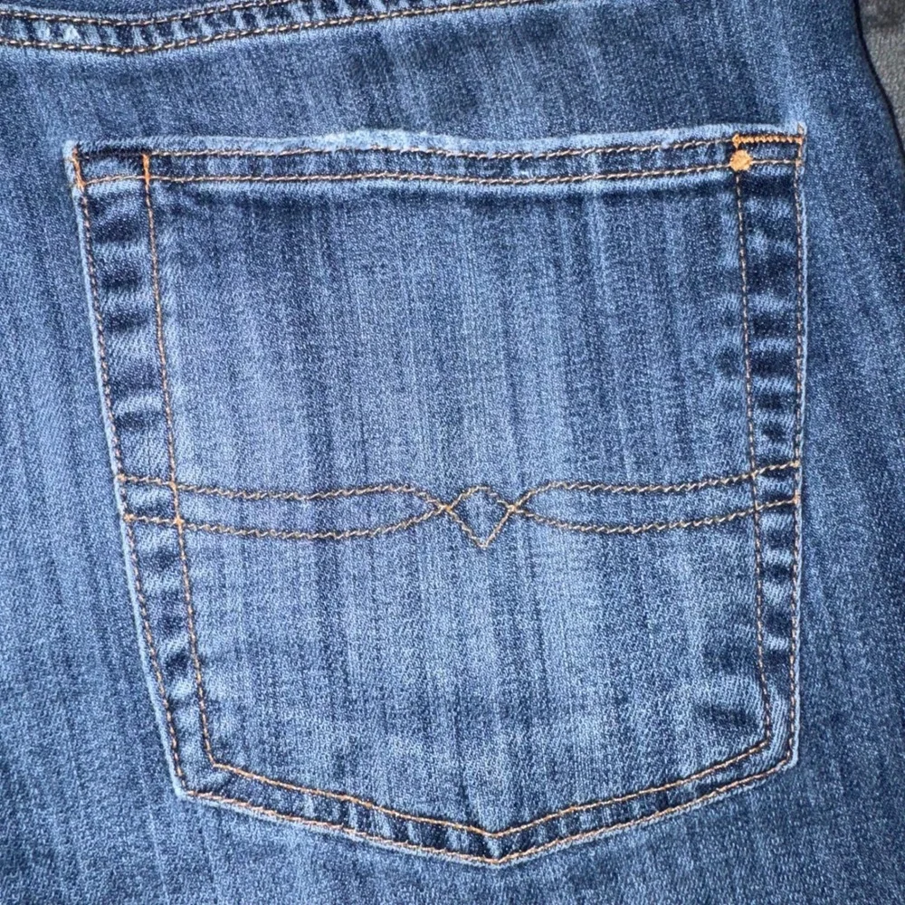 Mens 38x30 Lucky Brand Jeans Blue Excellent 363 Vintage Straight Denim 715